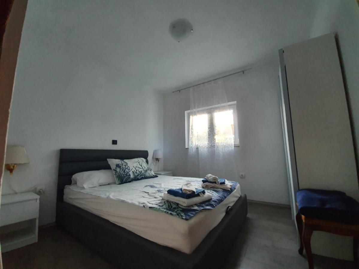 Apartmani Lucija Maslenica Εξωτερικό φωτογραφία