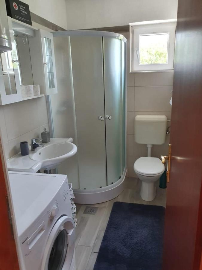 Apartmani Lucija Maslenica Εξωτερικό φωτογραφία